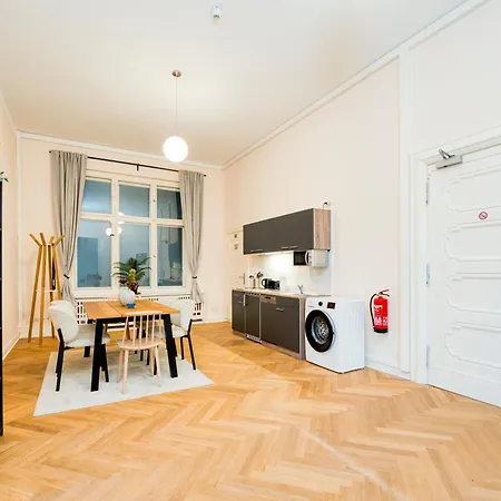 Jomi - Privates Beim Ku'damm Appartement *