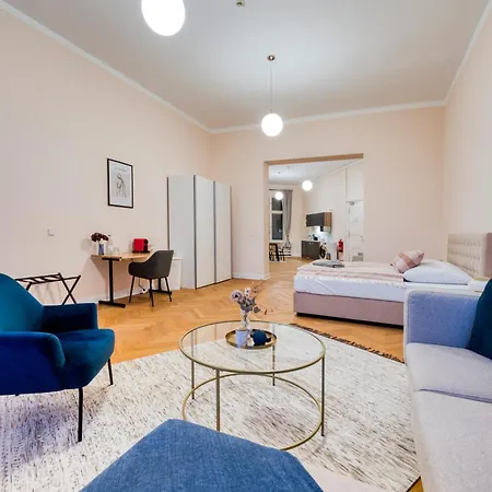 Apartment Jomi - Privates Beim Ku'damm *