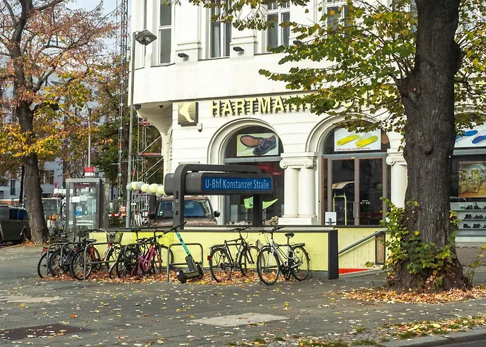 Jomi - Privates Beim Ku'damm